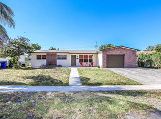 7120 SW 5th Ct, Pembroke Pines, FL 33023