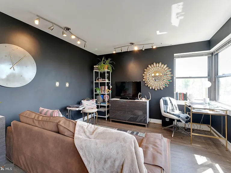 212 Oakwood St SE #322 — Photo 9