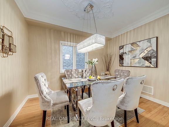 5th image of 1407 Craigleith Rd