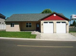 703 Broadway, Grandview, WA