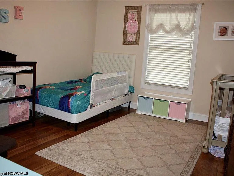 58 Brownstone Dr — Photo 8