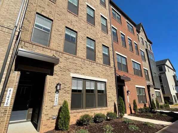 43480 Stonewood Crossing Ter, Ashburn, VA 20148