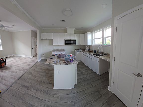 5th image of 8711 Apricot St