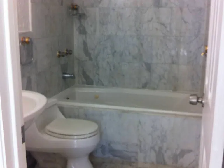 12404 SW 20th Ter — Photo 7