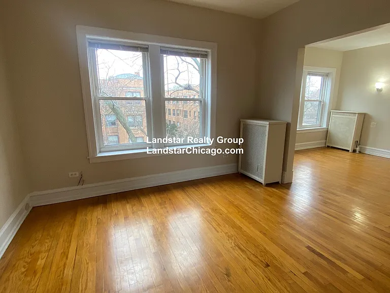 1364 W Estes Ave #2N — Photo 8
