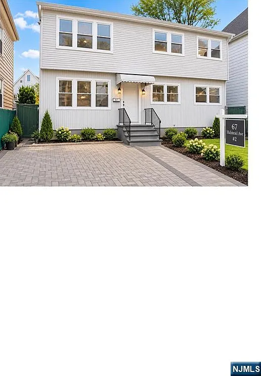 3 bed, 1.0 bath, $2,495 — Photo 1