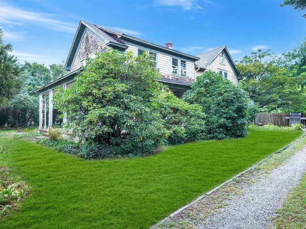 43475 Route 25, Peconic, NY 11958