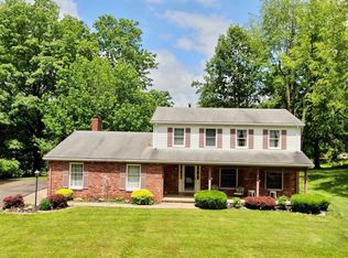 32 Boxwood Cir, Wheeling, WV 26003