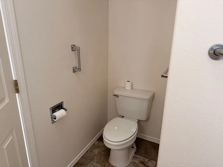 9800 E Lakeshore Dr — Photo 10