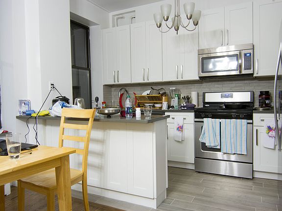 5th image of 162 W 54th St APT 11C