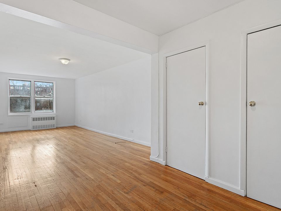 1st image of 75 Hawthorne St APT 4G