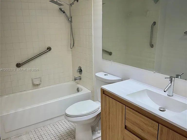 1000 SW 125th Ave #N402 — Photo 10
