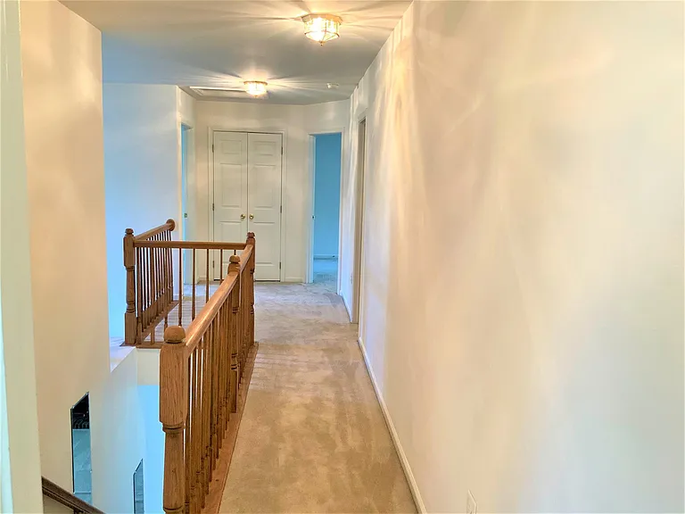 19 Sunrise Valley Ct — Photo 12