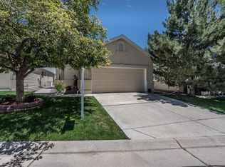 10718 W Dumbarton Cir, Littleton, CO 80127