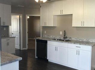 1436 E Cinnabar Ave APT D, Phoenix, AZ 85020
