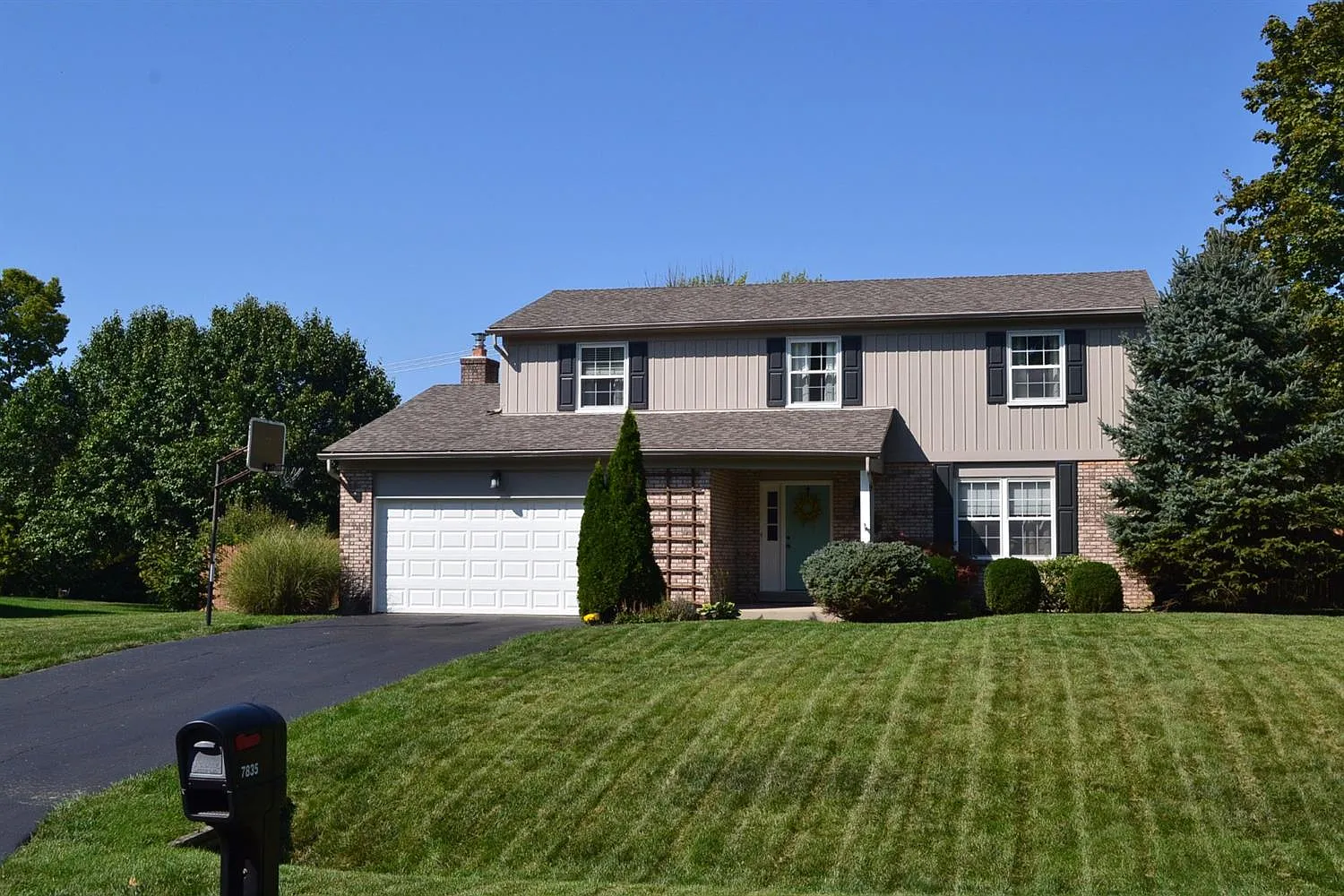 7835 Pheasant Hill Dr photo 1