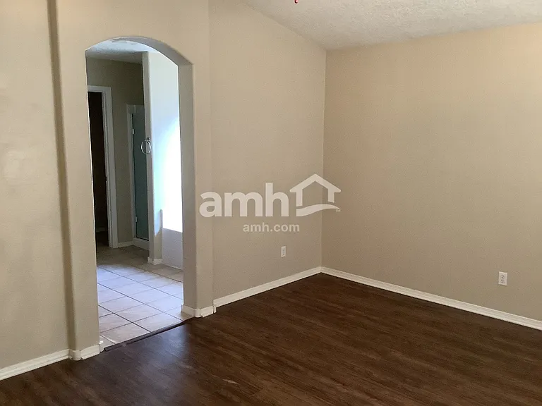 11016 Segunda St NW — Photo 8