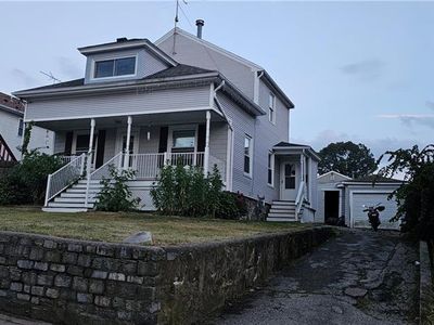 71 Aylsworth Ave, Woonsocket, RI, 02895