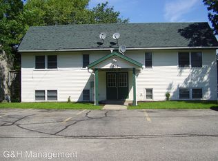 908 1st St SW APT 1, Faribault, MN 55021