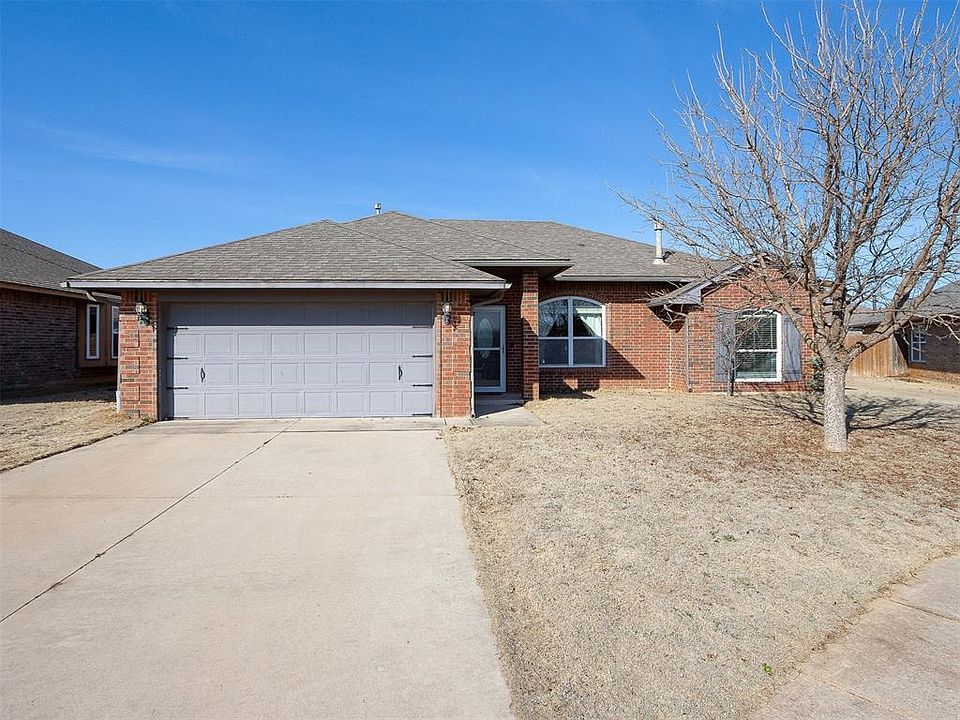 1st image of 2143 Peacock Dr