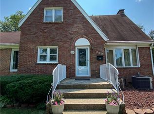 212 Prospect Pl, Danville, IL 61832