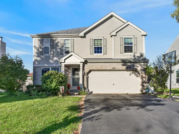 10687 Golden Gate Ave, Huntley, IL 60142