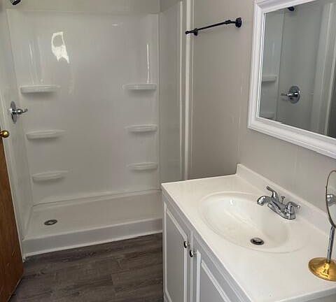 5th image of 2910 Parklane Dr