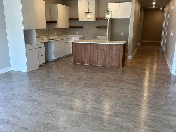 7784 State Highway 42 #207, Egg Harbor, WI 54209
