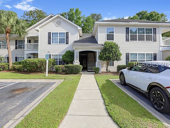 2nd image of 50 Pebble Beach Cove UNIT D115