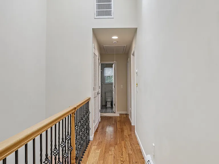 174 Fort Lee Rd #B — Photo 10