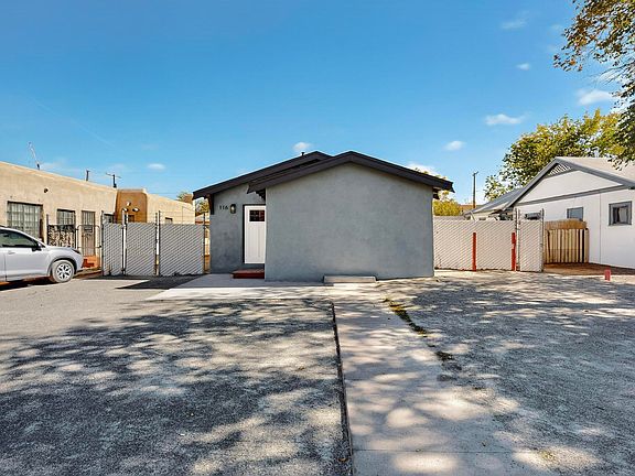 2nd image of 116 Stanford Dr SE