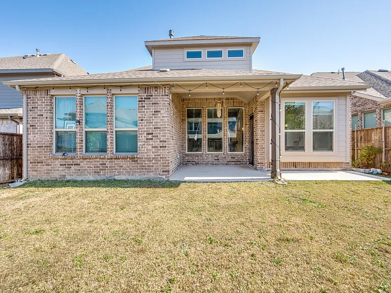 2094 Creekbluff Cir — Photo 27