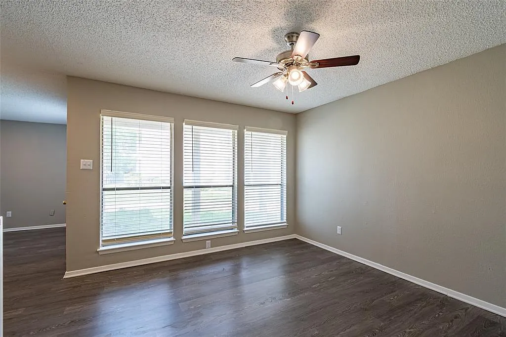 2 bed, 2.5 bath, 1056 sqft, $1,395 — Photo 4