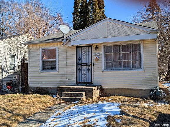 2nd image of 19746 Cooley St