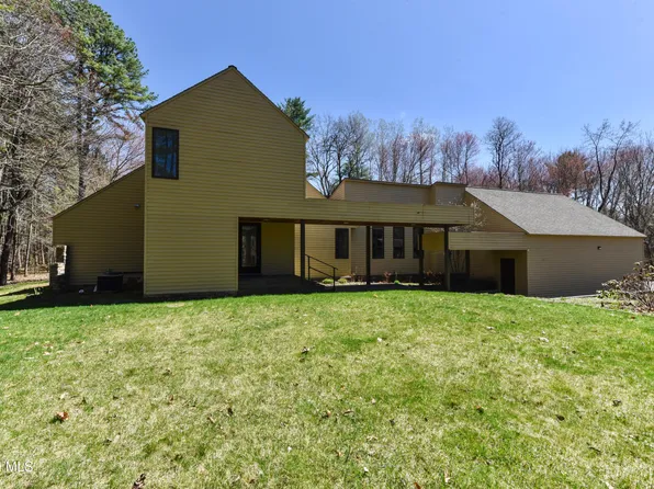 321 Ruggles Road, Gansevoort, NY 12831