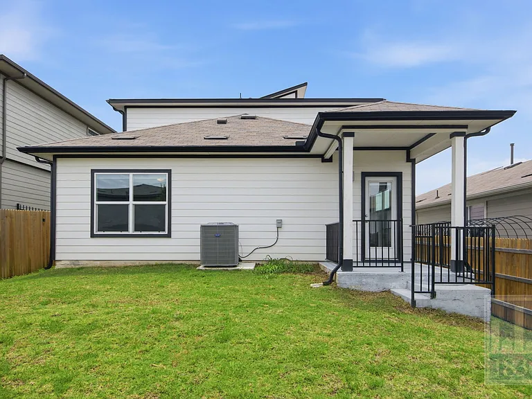 10925 Tildon Ave — Photo 26