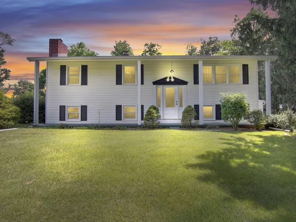 667 Diane Dr, Etters, PA 17319
