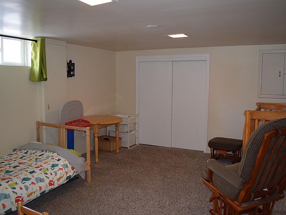 5th image of 2324 E Kensington Ave