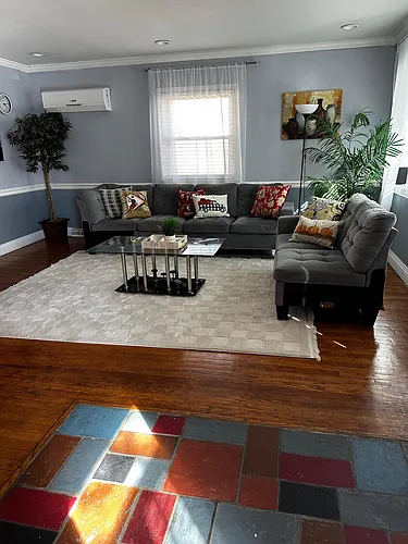 1404 Campbell Ave Photo 1