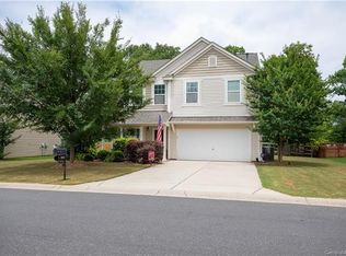 2124 Lake Vista Dr, Mount Holly, NC 28120