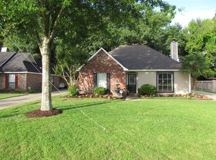 17330 Copperfield Dr, Baton Rouge, LA 70817
