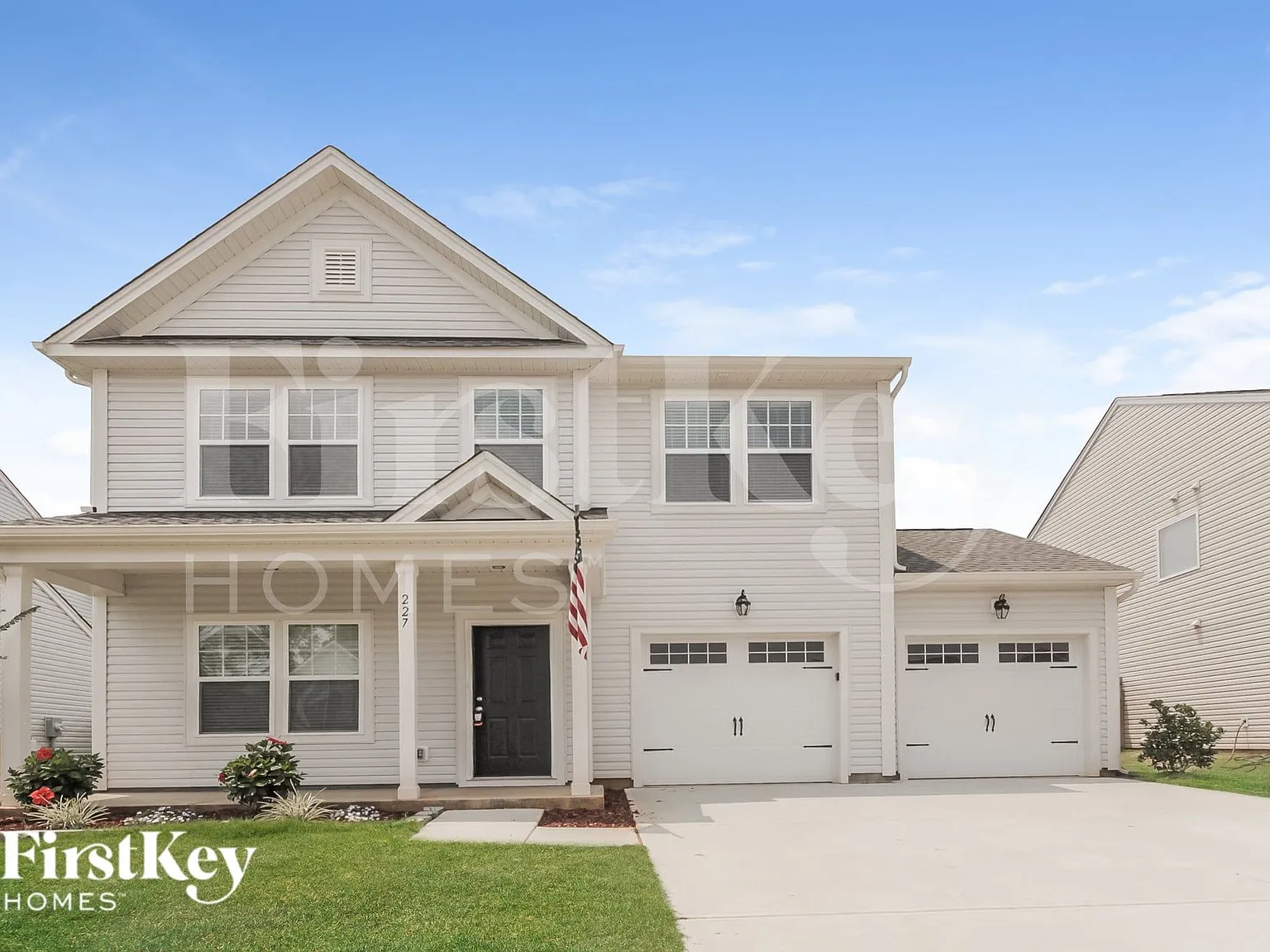 3 bed, 2.5 bath, 2315 sqft, $2,535 — Photo 2