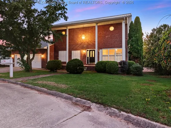 201 Weatheridge Dr, Hurricane, WV 25526