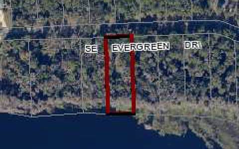 3rd image of 890 SE Evergreen Dr