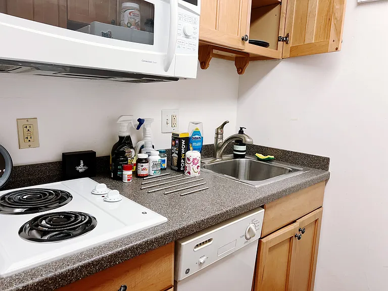 2141 I St NW #410 — Photo 11