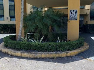 Int Park Condo Ii, Miami, FL 33175