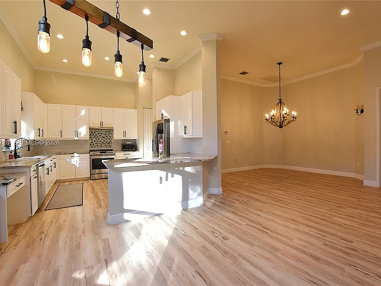 10086 Noceto Way — Photo 51