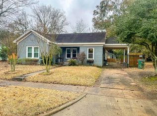 595 Hooks Ave, Beaumont, TX 77706