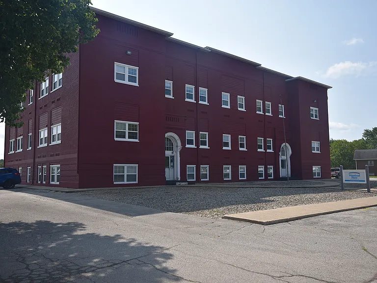 Waveland Place Apartments — Photo 39