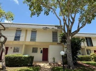 3321 Raleigh St #3D, Hollywood, FL 33021